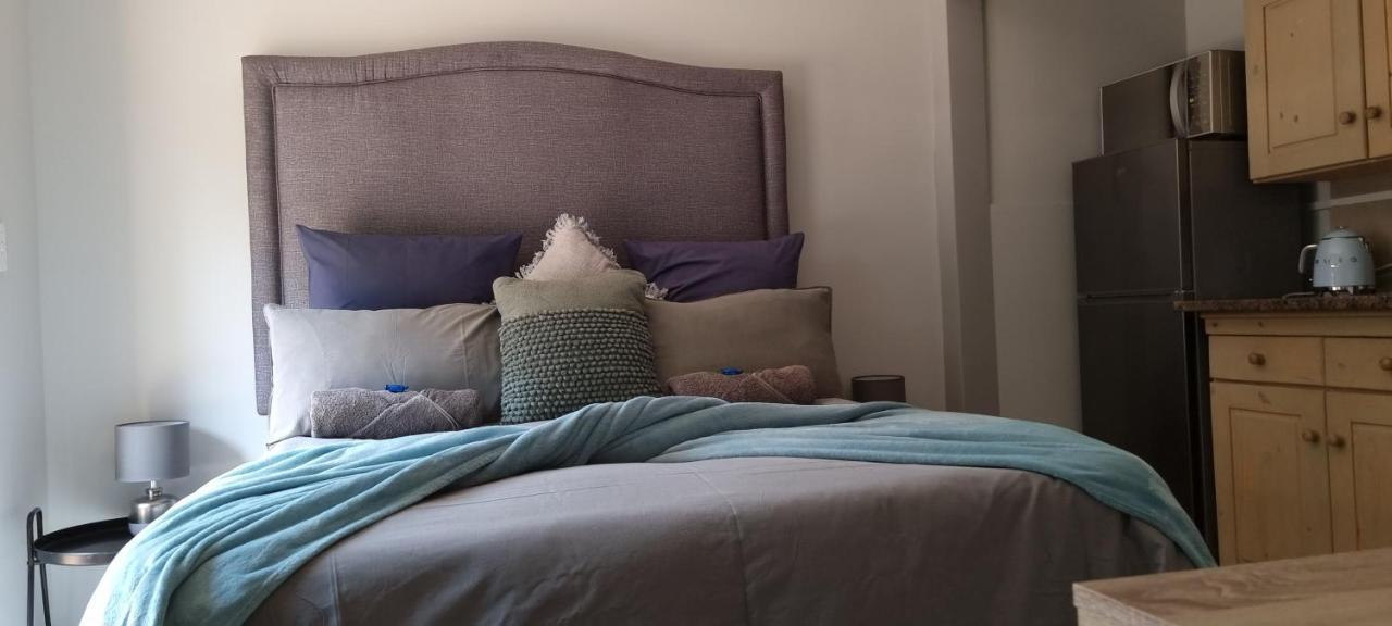 Atterbury Self Catering Studios Pretoria-Noord Extérieur photo