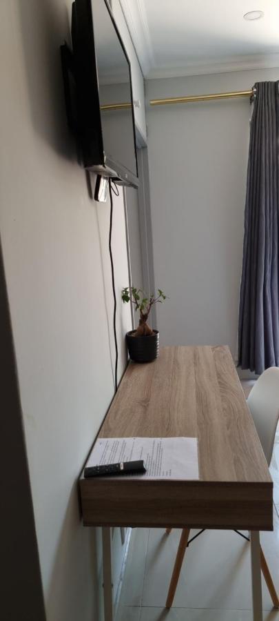 Atterbury Self Catering Studios Pretoria-Noord Extérieur photo