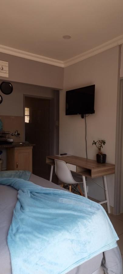 Atterbury Self Catering Studios Pretoria-Noord Extérieur photo