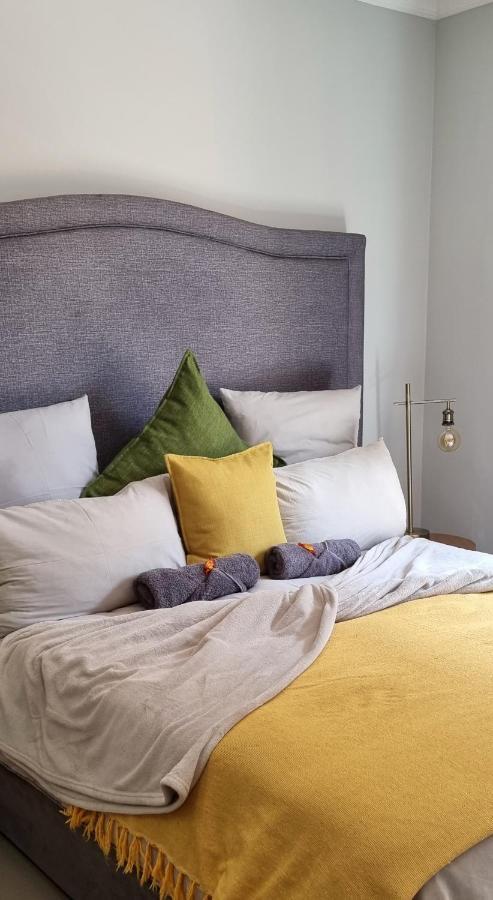 Atterbury Self Catering Studios Pretoria-Noord Extérieur photo